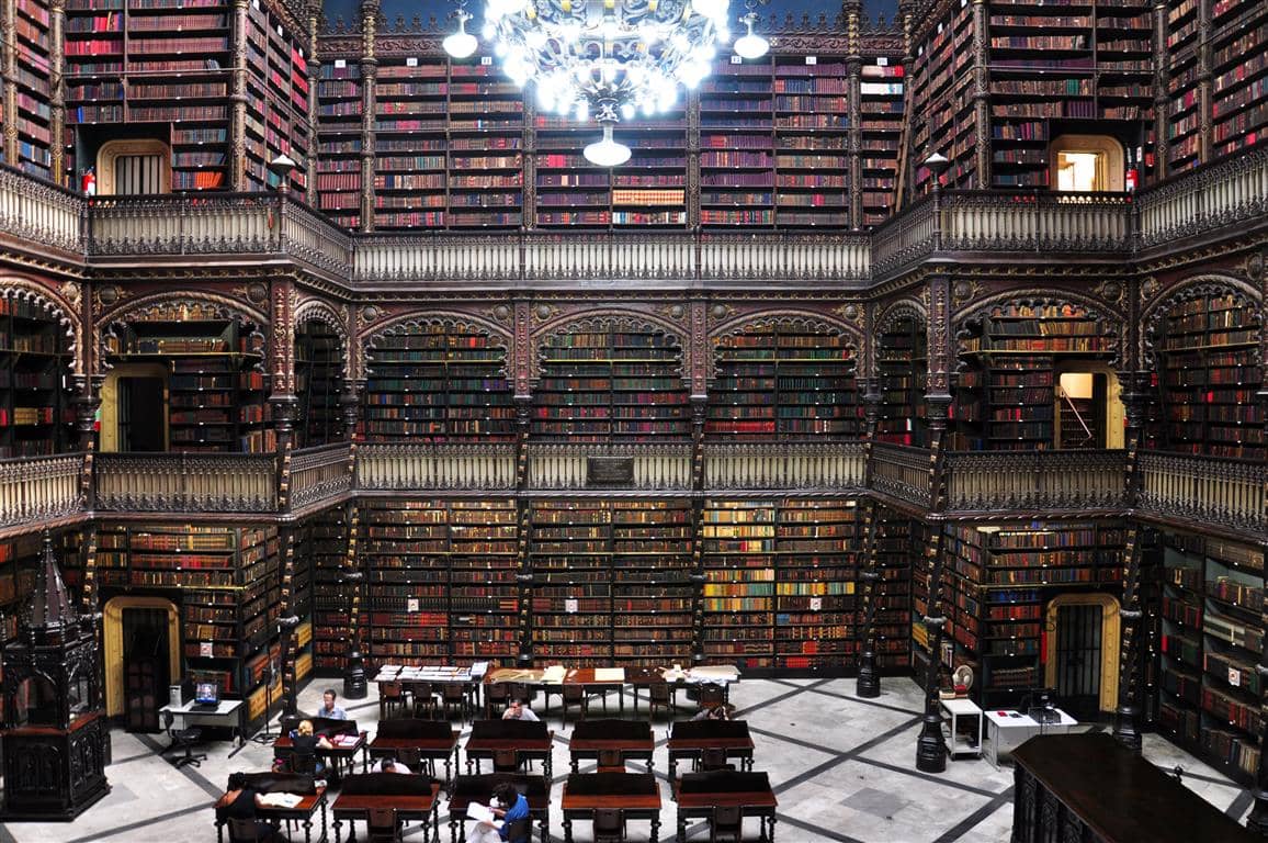 Bibliothèque Real Gabinete Português